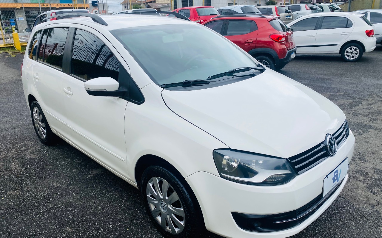 imagem-https://www.socarrao.com.br/sc-vehicle-images-prod/54068/1789144894073-SU1HXzEwNTkuanBlZw.jpeg