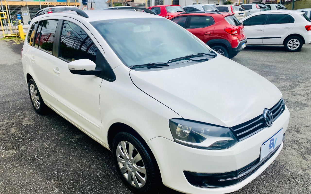 imagem-https://www.socarrao.com.br/sc-vehicle-images-prod/54068/1789144894733-SU1HXzEwNjcuanBlZw.jpeg