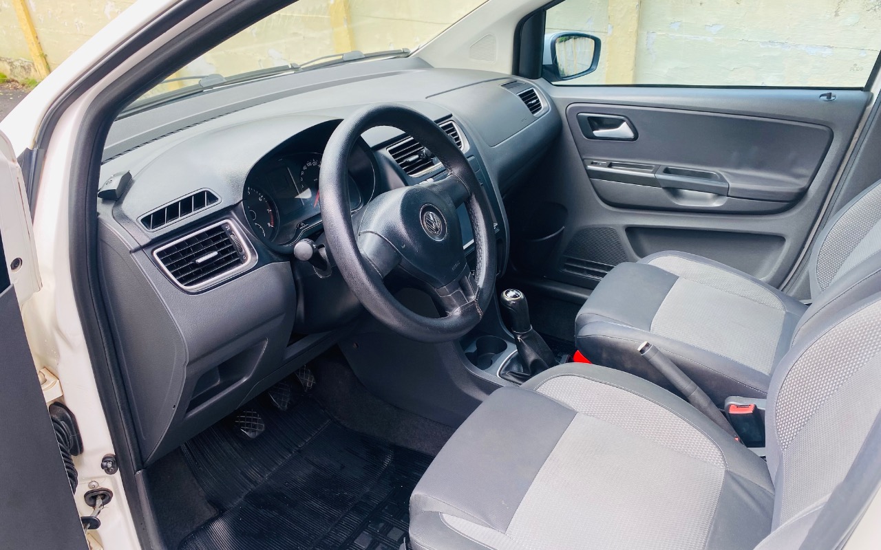 imagem-https://www.socarrao.com.br/sc-vehicle-images-prod/54068/1789144894922-SU1HXzEwNjkuanBlZw.jpeg