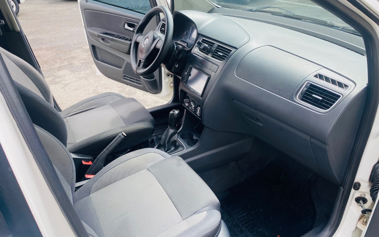 imagem-https://www.socarrao.com.br/sc-vehicle-images-prod/54068/1789144895560-SU1HXzEwNzEuanBlZw.jpeg