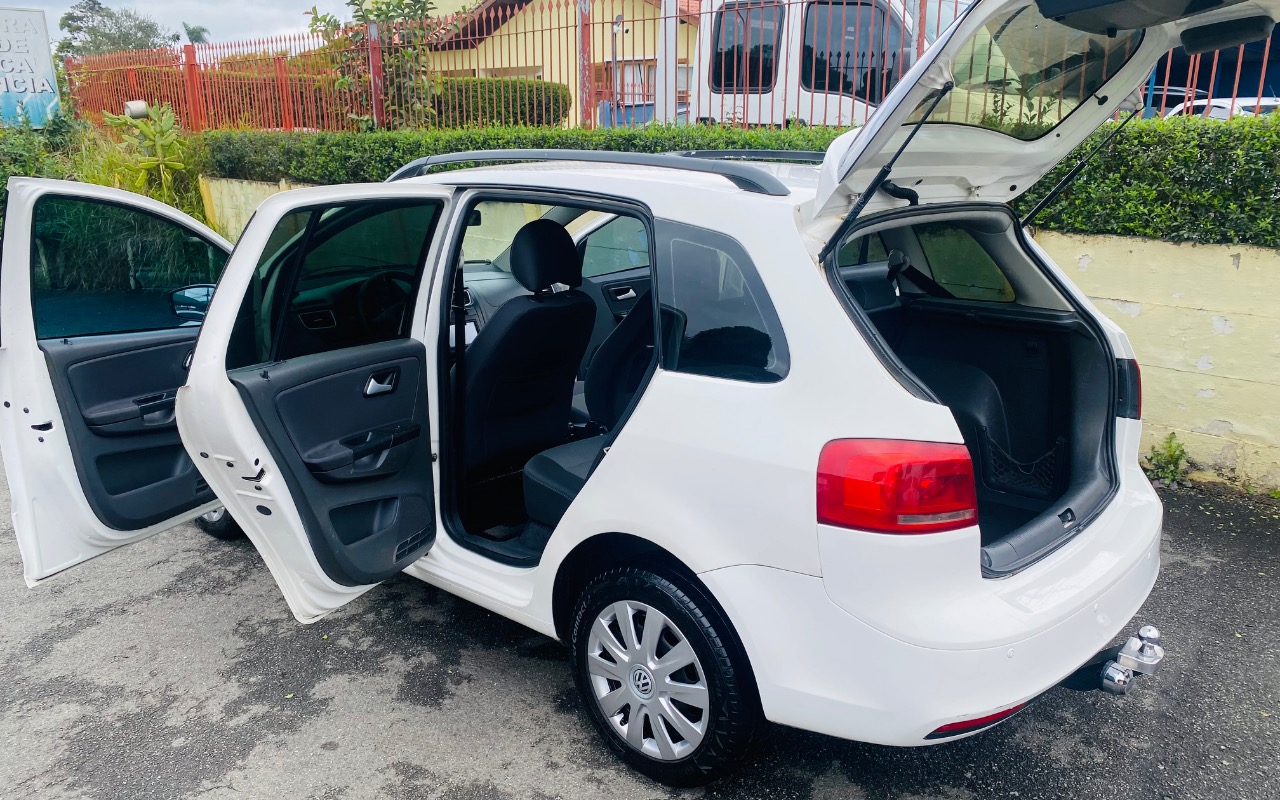 imagem-https://www.socarrao.com.br/sc-vehicle-images-prod/54068/1789144896531-SU1HXzEwNzguanBlZw.jpeg