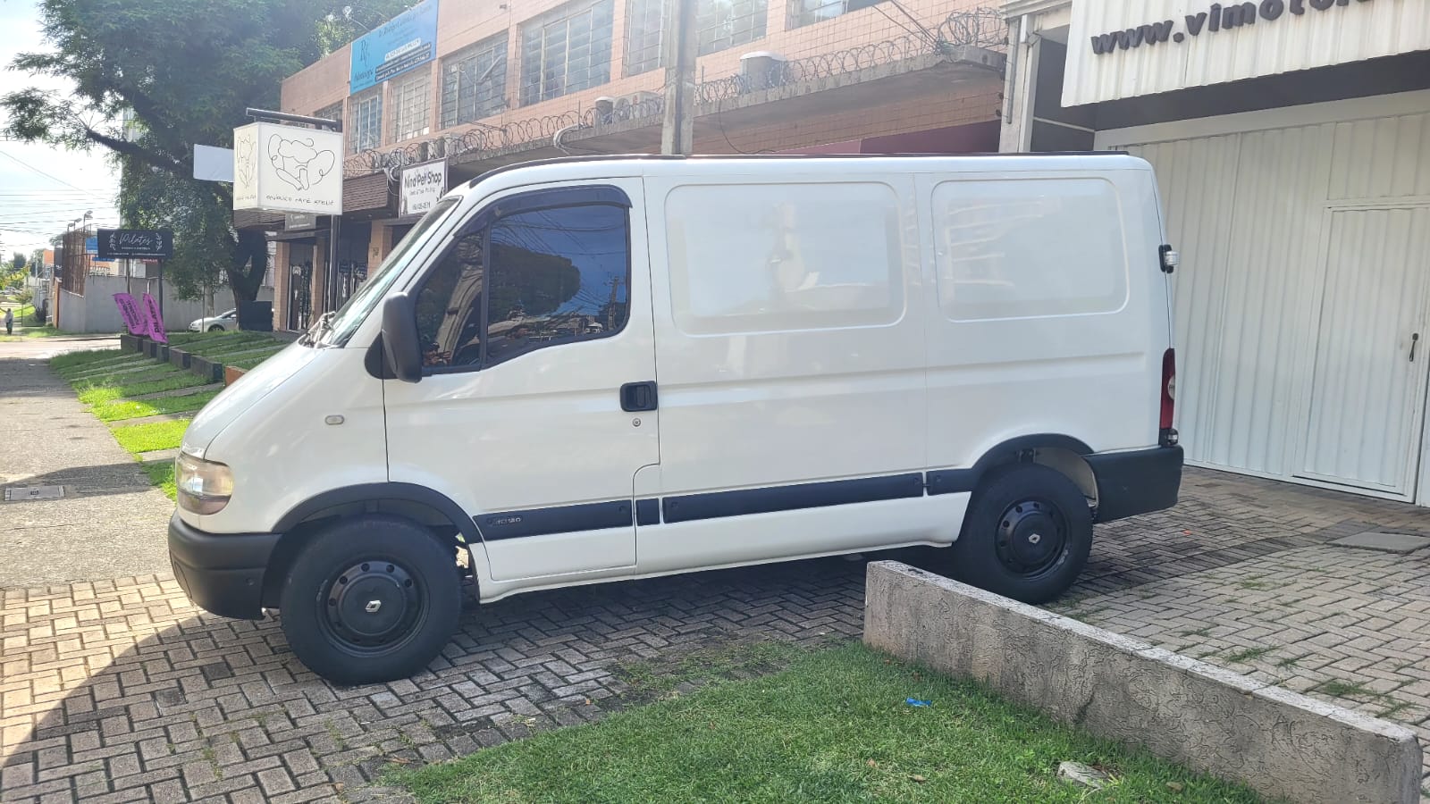 imagem-https://www.socarrao.com.br/sc-vehicle-images-prod/54098/1769989097409-7226349OR_1768479043_27_390.jpg