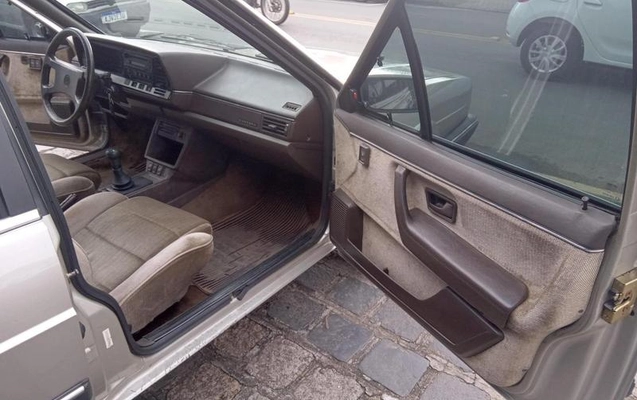 imagem-https://www.socarrao.com.br/sc-vehicle-images-prod/54219/1776717343742-5280585_1_B_aba2b1680e.jpeg
