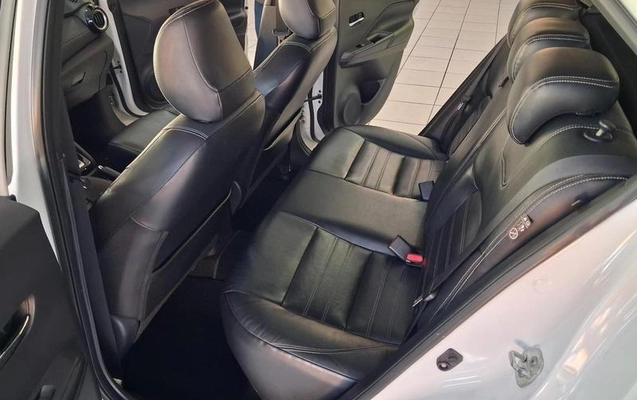 imagem-https://www.socarrao.com.br/sc-vehicle-images-prod/54221/1788184091710-7587157_15_B_45507bdf70.jpeg