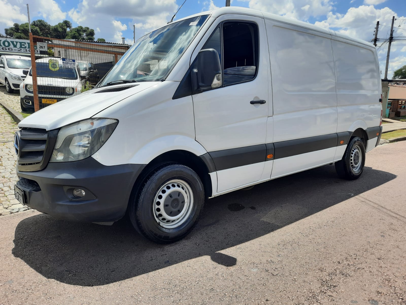 Mercedes-Benz Sprinter 415 Furgão Lon.T.Bai. 2.2 Dies. na cor Branco em Curitiba / PR - 54373