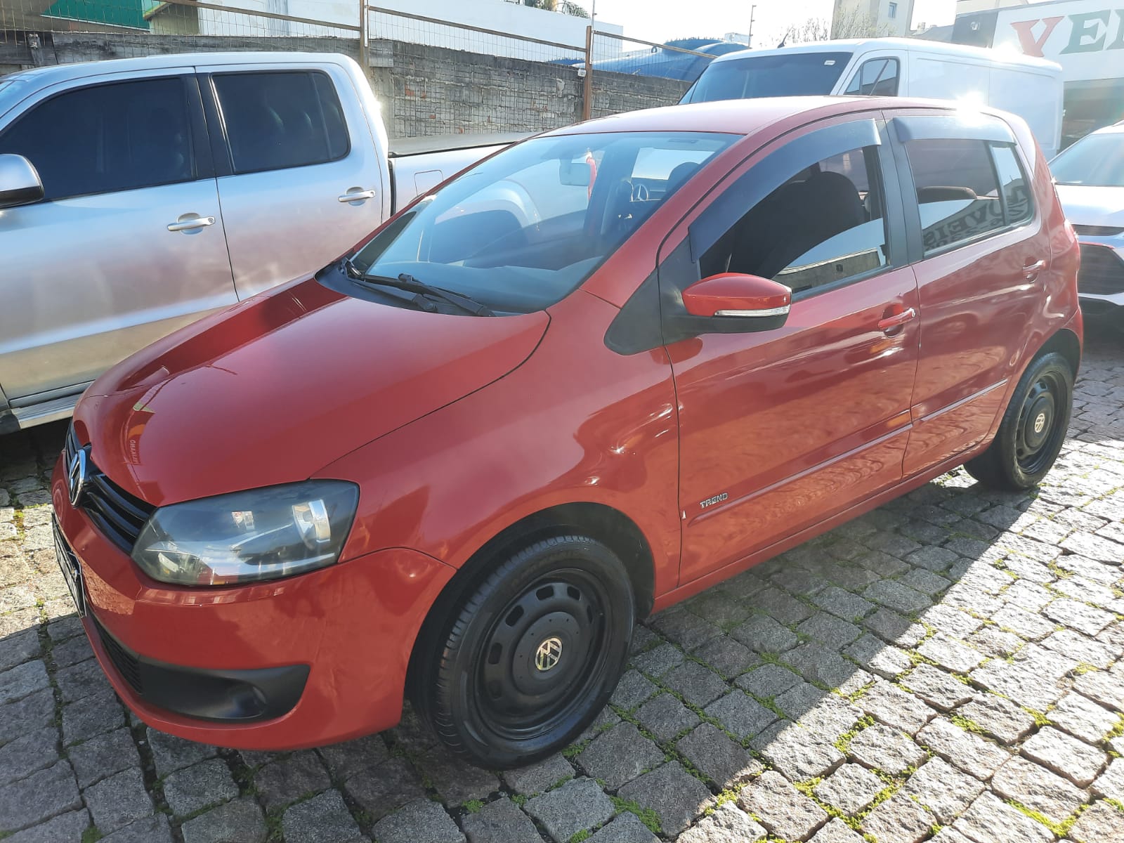 Volkswagen Fox 2014 Vermelho — foto 1 de 3