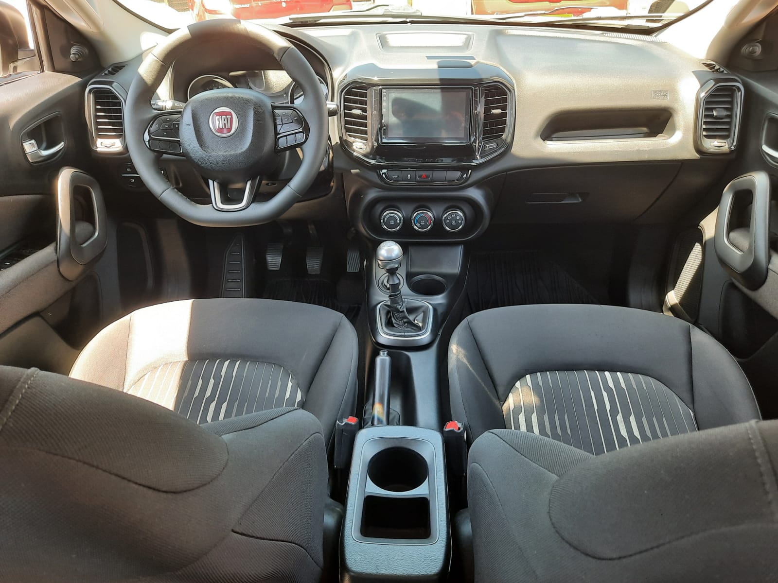 imagem-https://www.socarrao.com.br/sc-vehicle-images-prod/54382/1769989102421-6984089OR_1760463082_54_800.jpg