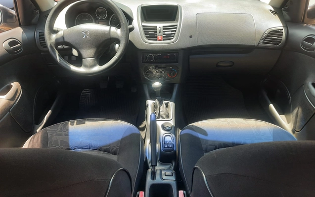 imagem-https://www.socarrao.com.br/sc-vehicle-images-prod/54389/1769989104000-7153482OR_1765549590_99_780.jpg