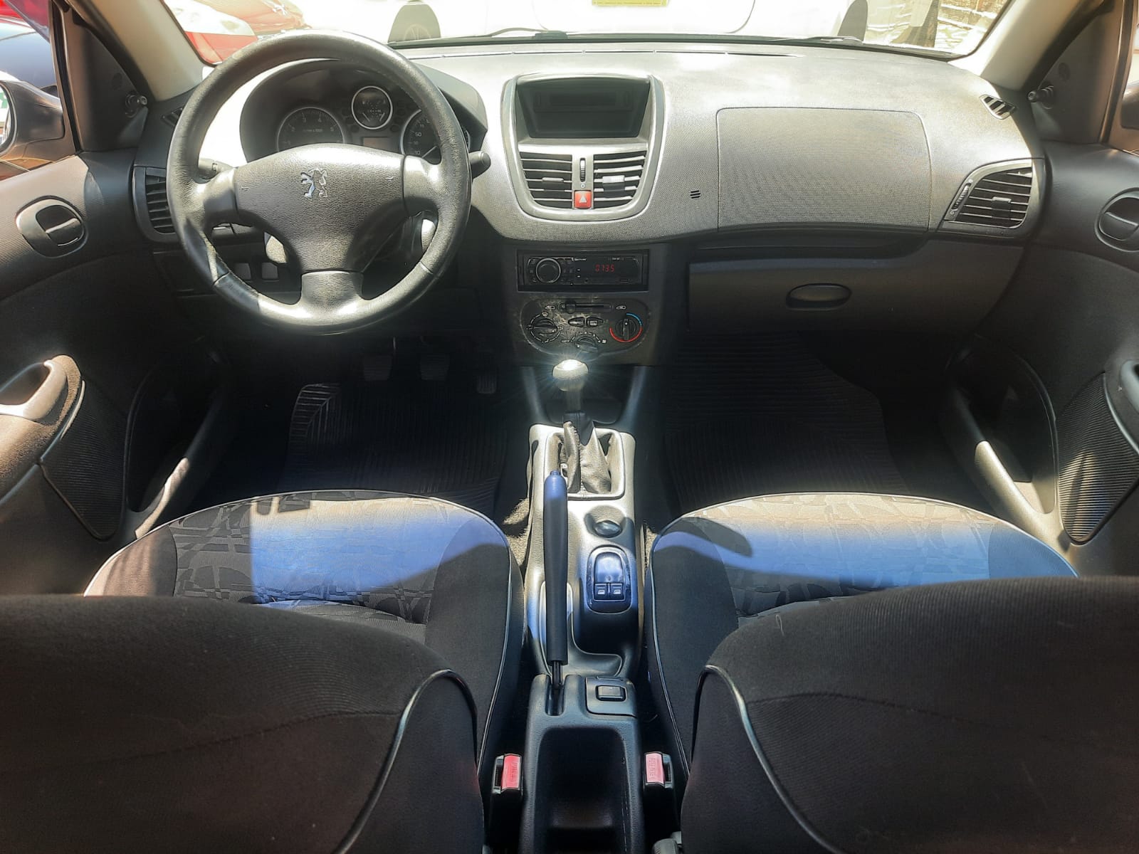 imagem-https://www.socarrao.com.br/sc-vehicle-images-prod/54389/1769989104000-7153482OR_1765549596_18_230.jpg