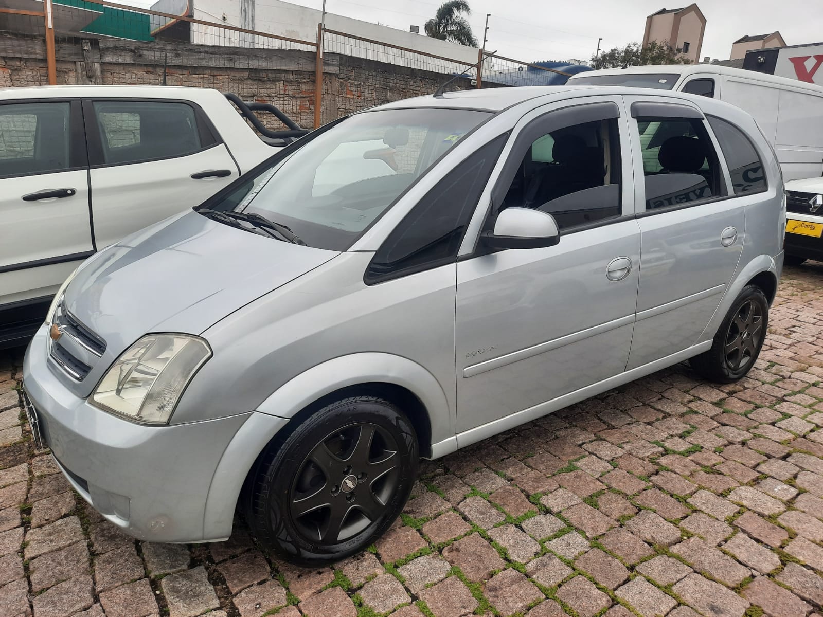Chevrolet Meriva 2010 Cinza — foto 1 de 3