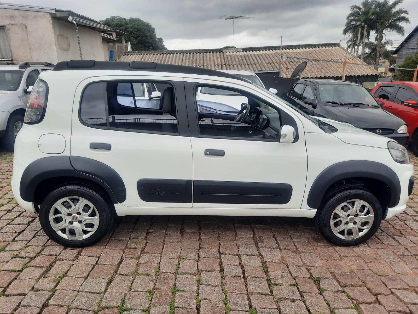 imagem-https://www.socarrao.com.br/sc-vehicle-images-prod/54395/1769989105200-7207084OR_1767797262_29_420.jpg