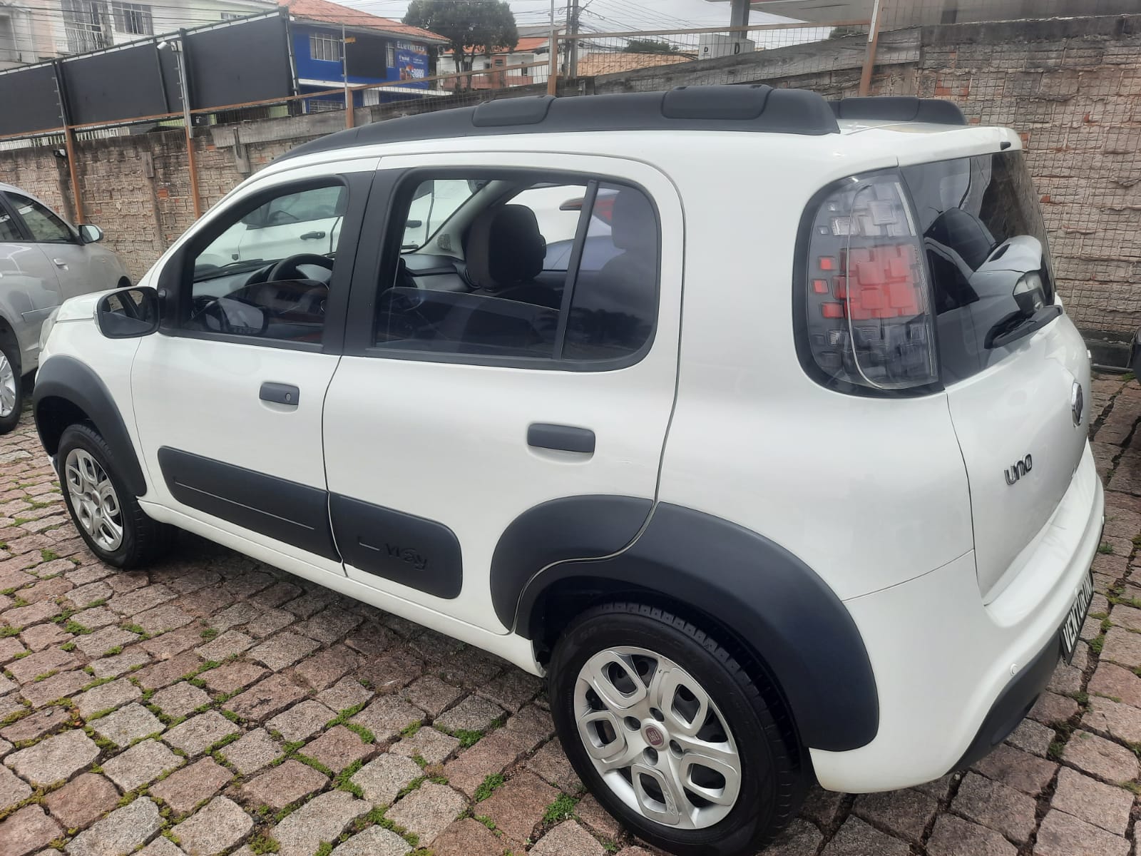imagem-https://www.socarrao.com.br/sc-vehicle-images-prod/54395/1769989105200-7207084OR_1767797287_19_350.jpg