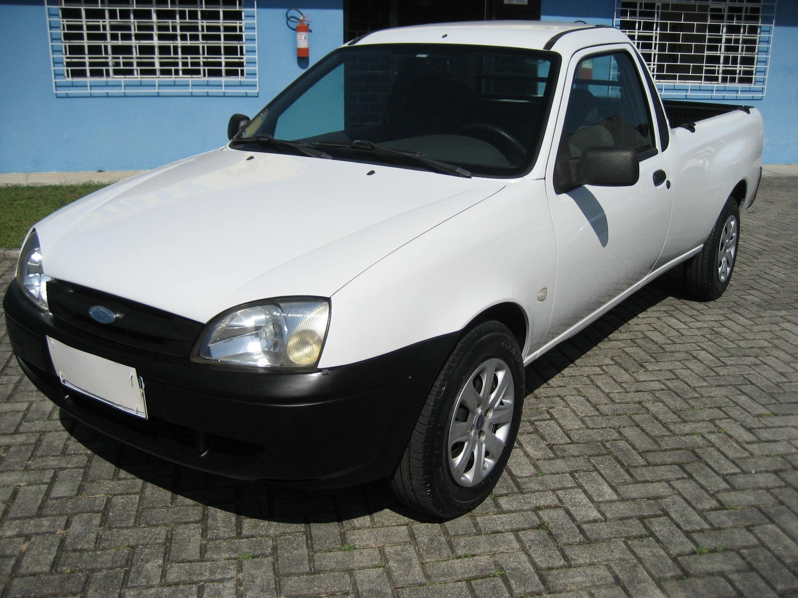 Ford Courier 1.6 L/ 1.6 Flex na cor Branco em Curitiba / PR - 54409