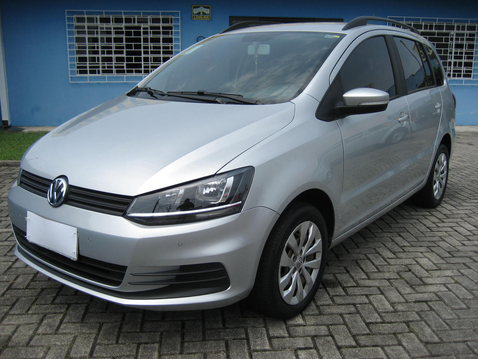 Volkswagen SpaceFox 1.6 Trendline Total Flex 8v 5p na cor Cinza em Curitiba / PR - 54410