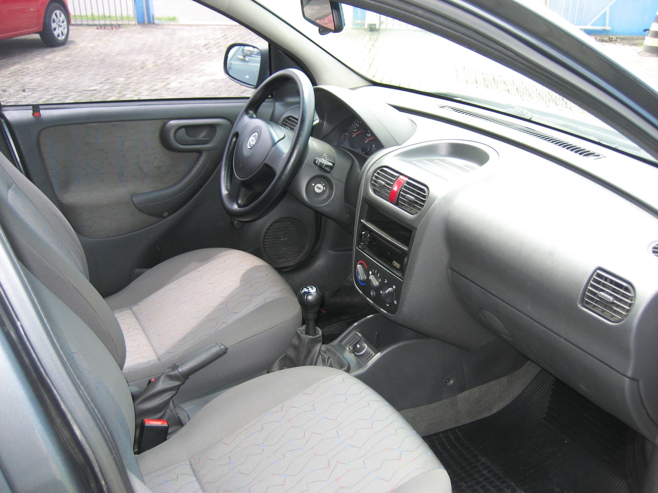 imagem-https://www.socarrao.com.br/sc-vehicle-images-prod/54411/1769989102263-5496643OR_1697486450_17_600.jpg