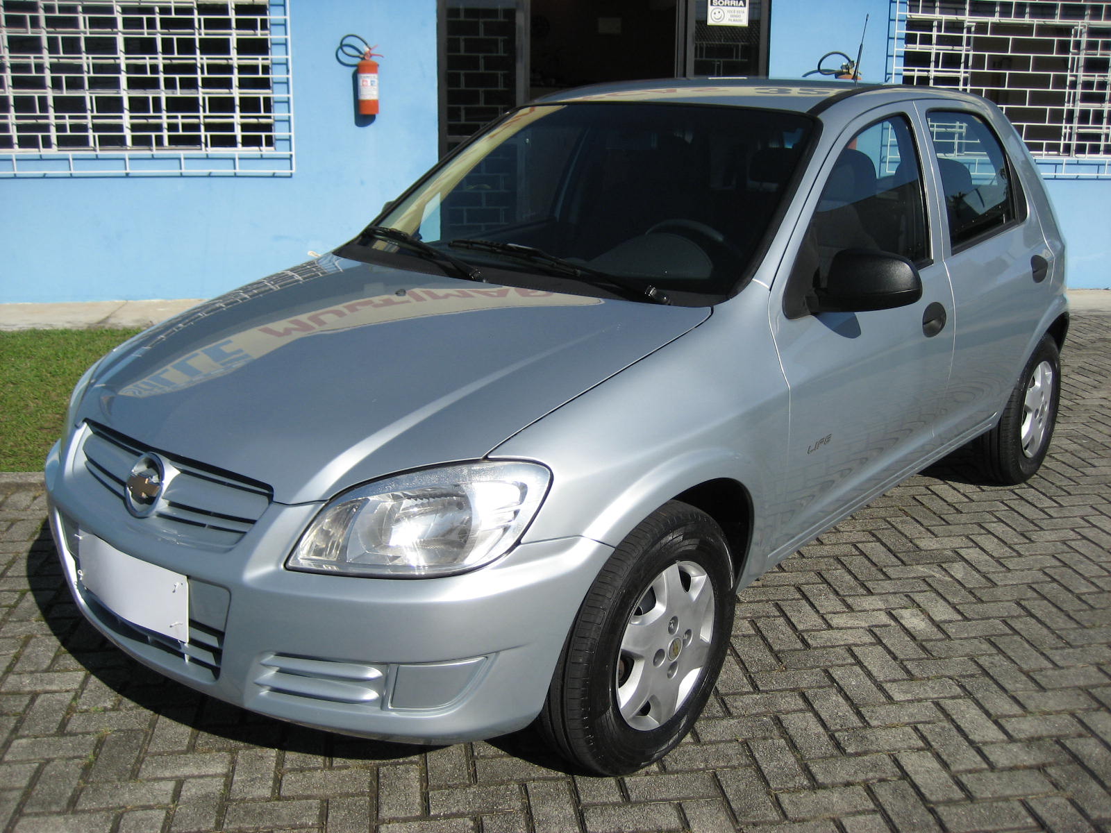 Chevrolet Celta Life/ LS 1.0 MPFI 8V FlexPower 3p na cor Cinza em Curitiba / PR - 54420