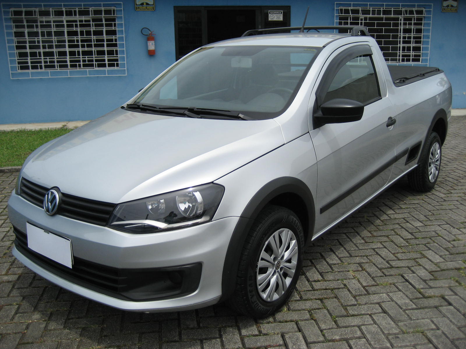 Volkswagen Saveiro 2015 Cinza — foto 1 de 3