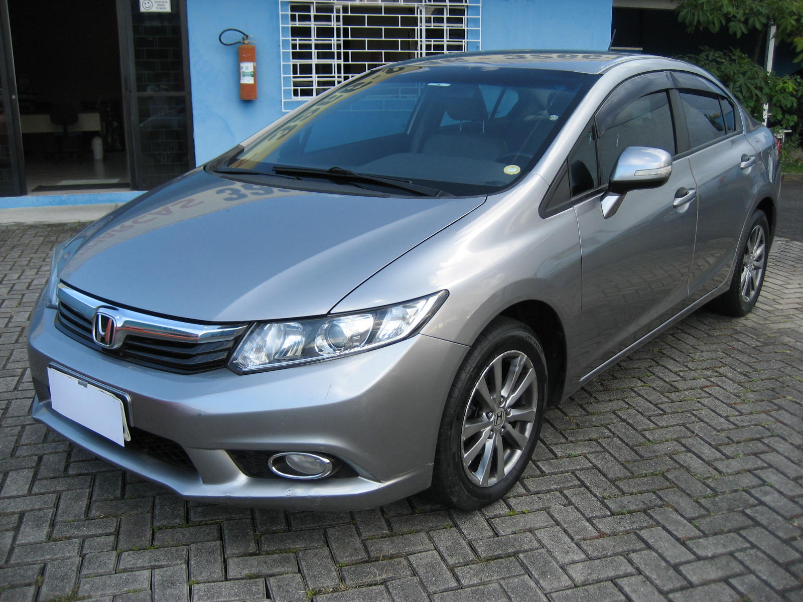 imagem de Sedan LXR 2.0 Flexone 16V Aut. 4p