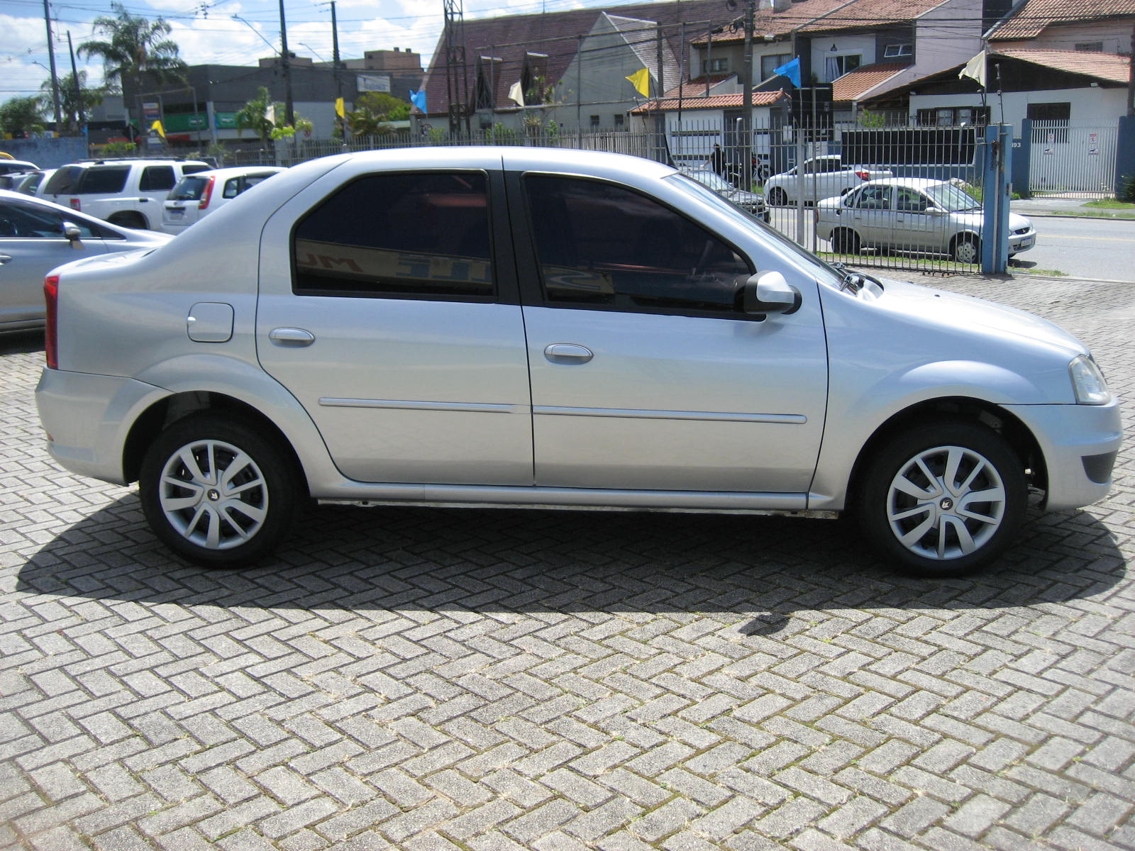 imagem-https://www.socarrao.com.br/sc-vehicle-images-prod/54440/1769989109027-7006693OR_1761756520_6_180.jpg