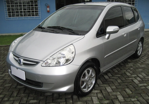Honda Fit 2008 Cinza — foto 1 de 3