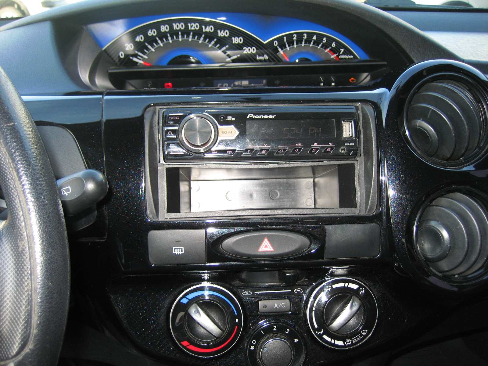 imagem-https://www.socarrao.com.br/sc-vehicle-images-prod/54445/1769989110214-7204945OR_1767723940_78_380.jpg