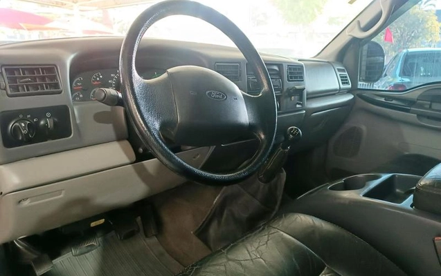 imagem-https://www.socarrao.com.br/sc-vehicle-images-prod/54965/1791983800133-7425620_9_B_33e665175a.jpeg
