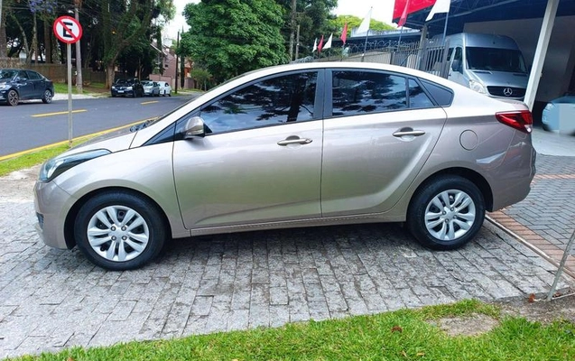 imagem-https://www.socarrao.com.br/sc-vehicle-images-prod/54969/1789406368192-7515232_13_B_719b33ea32.jpeg