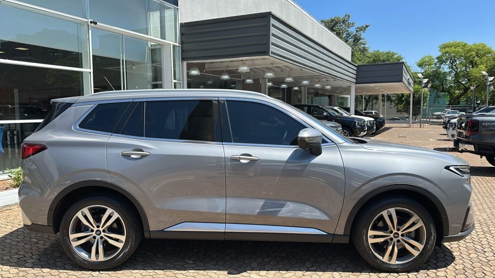 imagem-https://www.socarrao.com.br/sc-vehicle-images-prod/5505/1769987786274-7147270OR_1765390508_94_620.jpg
