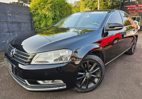 Volkswagen Passat 2012 Preto — foto 1 de 3