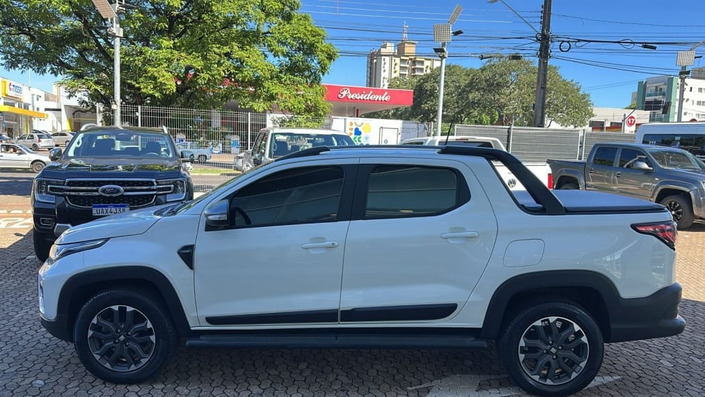 imagem-https://www.socarrao.com.br/sc-vehicle-images-prod/5511/1769987787584-7155363OR_1765573927_60_340.jpg