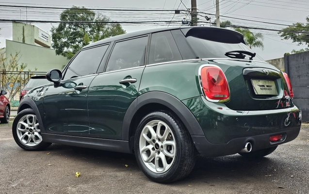 imagem-https://www.socarrao.com.br/sc-vehicle-images-prod/55118/1769989120871-6708242OR_1751636255_19_680.jpg