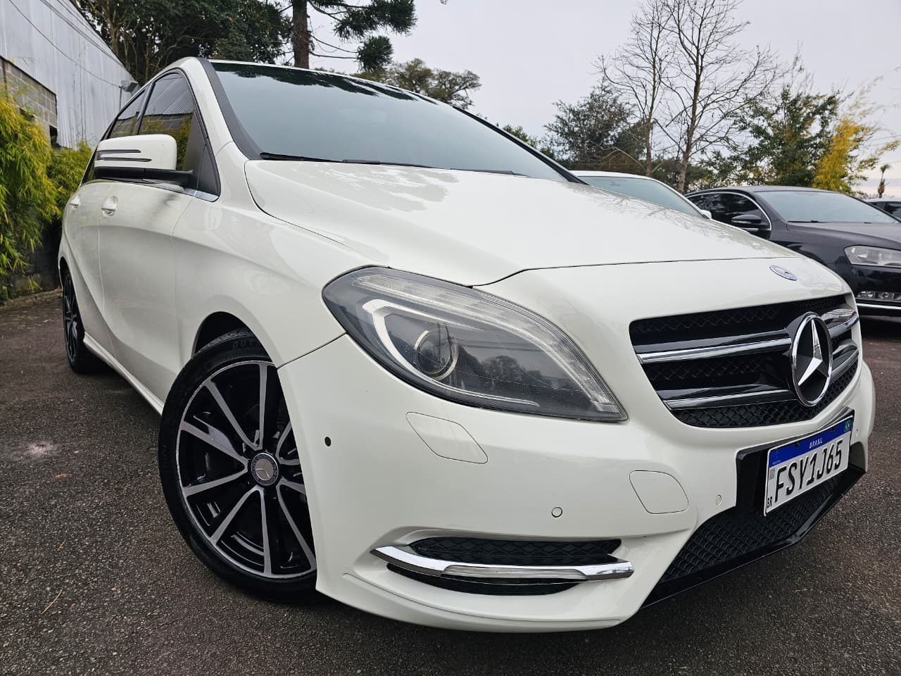 Mercedes-Benz Classe B 200 CGI 1.6 TB/Flex Aut. na cor Branco em Curitiba / PR - 55124