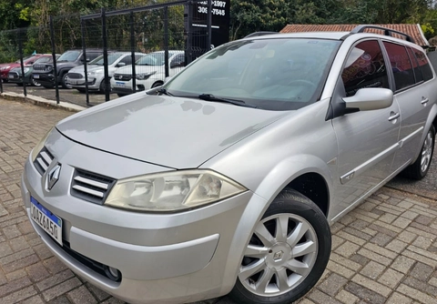 Renault Megane 2012 Cinza — foto 1 de 3