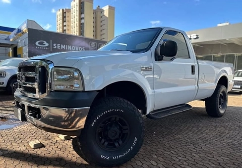 Ford F-250 2011 Branco — foto 1 de 3