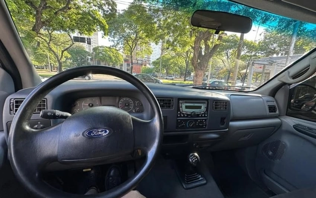 imagem-https://www.socarrao.com.br/sc-vehicle-images-prod/5515/1769987788488-7178231OR_1766238784_49_650.jpg