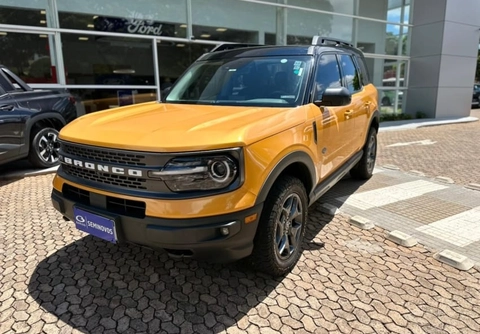 Ford Bronco 2021 Laranja — foto 1 de 3
