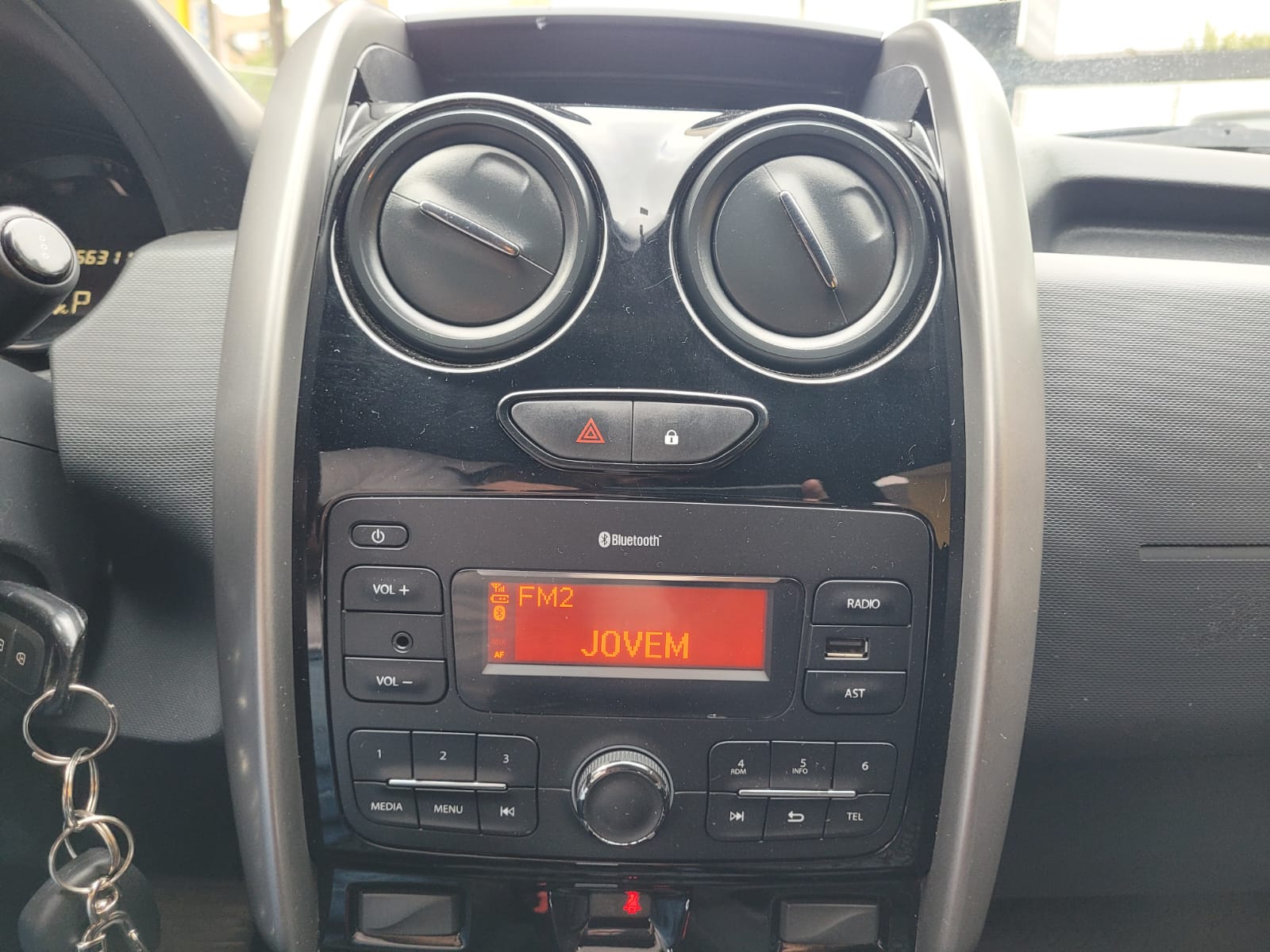 imagem-https://www.socarrao.com.br/sc-vehicle-images-prod/55302/1769989122646-5818591OR_1731095663_13_630.jpg