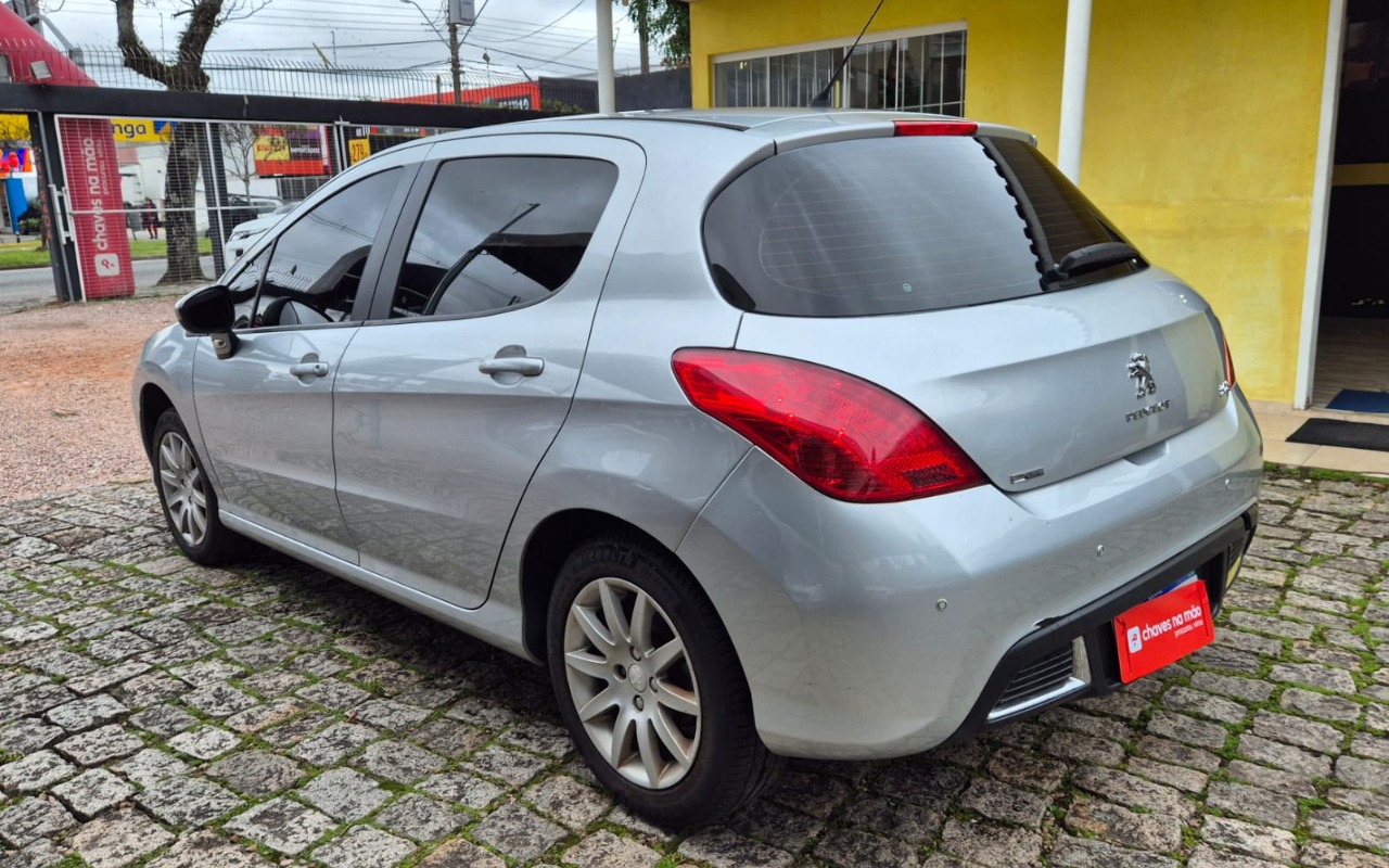 imagem-https://www.socarrao.com.br/sc-vehicle-images-prod/55303/1784916712849-V2hhdHNBcHAgSW1hZ2UgMjAyNi0wNy0yNCBhdCAxMy41Ni4xMiAoMikuanBlZw.jpeg