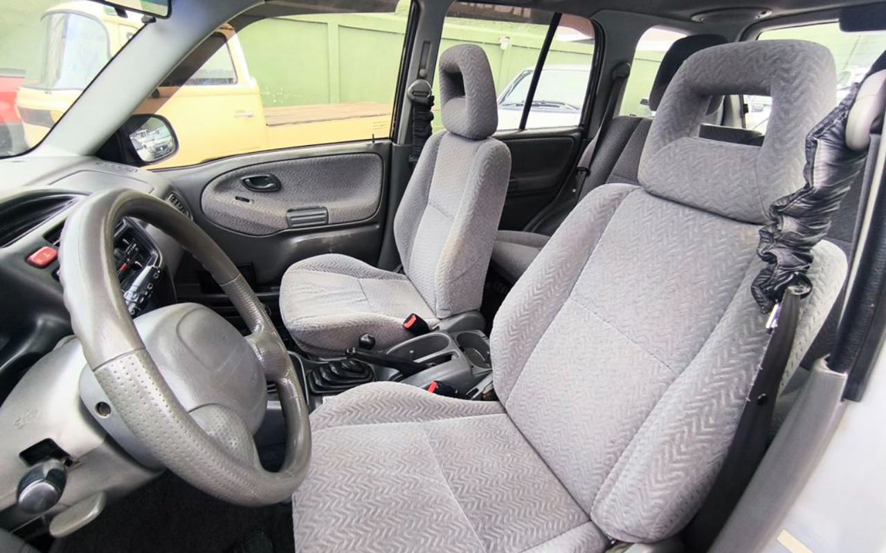 imagem-https://www.socarrao.com.br/sc-vehicle-images-prod/55391/1772222961093-SU1HXzIwMjYwMjI3XzE2MDczOSAoQ29weSkuanBn.jpg