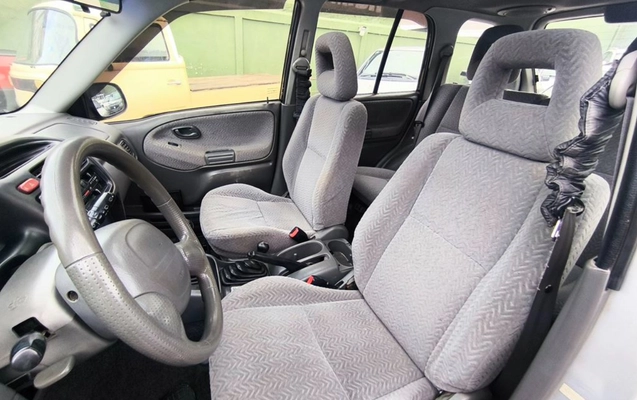 imagem-https://www.socarrao.com.br/sc-vehicle-images-prod/55391/1772222961093-SU1HXzIwMjYwMjI3XzE2MDczOSAoQ29weSkuanBn.jpg