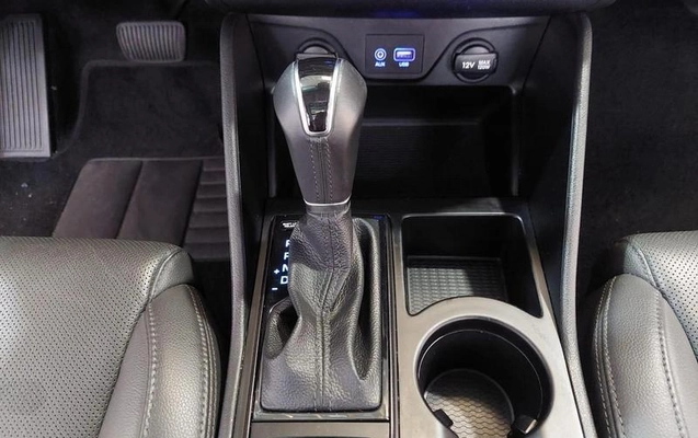 imagem-https://www.socarrao.com.br/sc-vehicle-images-prod/55415/1787338895681-7390383_19_B_dca5850f1d.jpeg