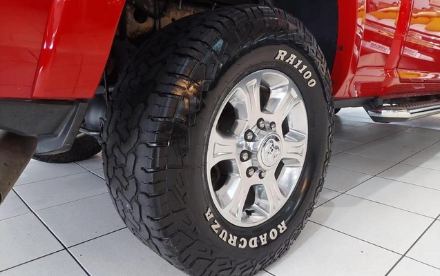 imagem-https://www.socarrao.com.br/sc-vehicle-images-prod/55423/1789480388663-7501233_13_B_1207163798.jpeg