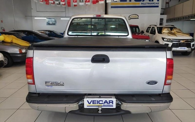imagem-https://www.socarrao.com.br/sc-vehicle-images-prod/55435/1785870218831-7644277_7_B_98108a1da8.jpeg
