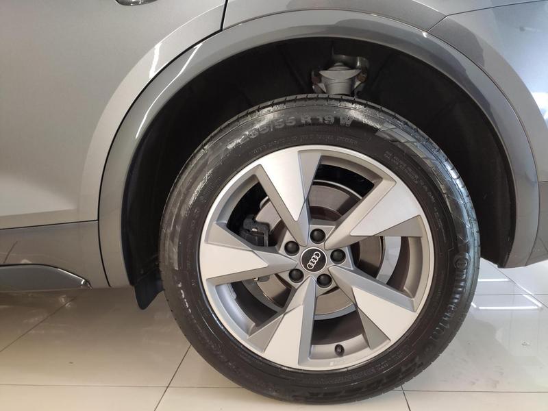 imagem-https://www.socarrao.com.br/sc-vehicle-images-prod/55473/1769989128730-6687796OR_1762356308_83_420.jpg