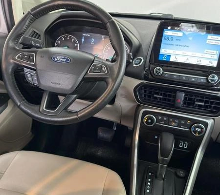 imagem-https://www.socarrao.com.br/sc-vehicle-images-prod/5550/1786657843989-7697613_7_B_3cd9c9f926.jpeg