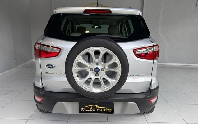 imagem-https://www.socarrao.com.br/sc-vehicle-images-prod/5550/1786657843994-7697613_11_B_759f273d29.jpeg