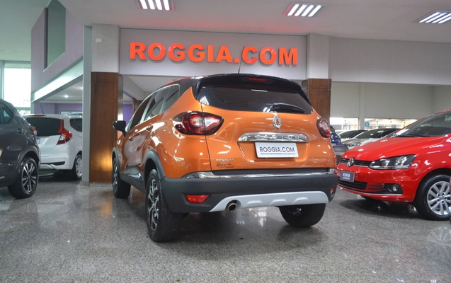 imagem-https://www.socarrao.com.br/sc-vehicle-images-prod/55626/1772738734521-bbf4d9d2-d698-48b8-9969-a9a7daef3aea.jpg