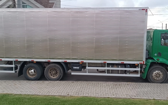 imagem-https://www.socarrao.com.br/sc-vehicle-images-prod/55740/1777296268684-I5eoalDnvEj1uO8jvmNNfTXqC4WLMXkp.jpg