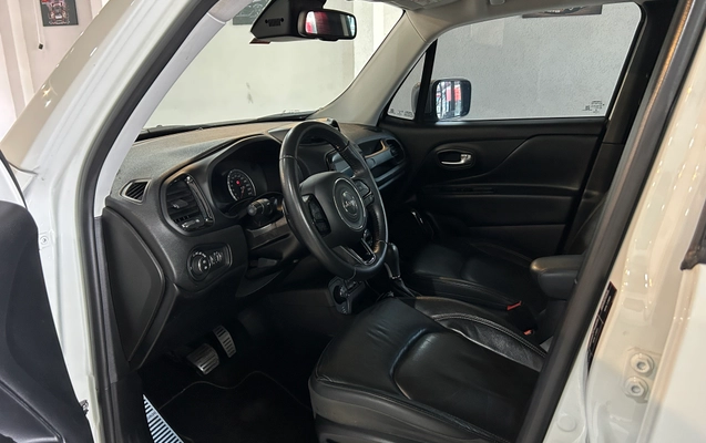 imagem-https://www.socarrao.com.br/sc-vehicle-images-prod/55784/1769989131741-7213568OR_1768330863_26_80.jpg