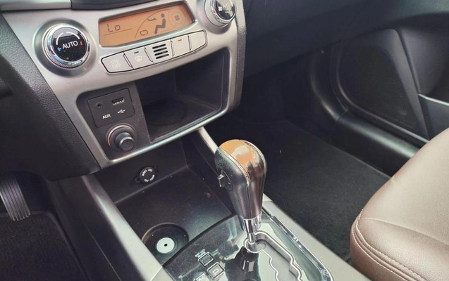imagem-https://www.socarrao.com.br/sc-vehicle-images-prod/55802/1790197625695-7293400_25_B_9a7cc2bfea.jpeg